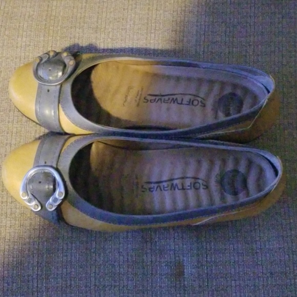 Light SOFTWAVES - Picture 1 of 4